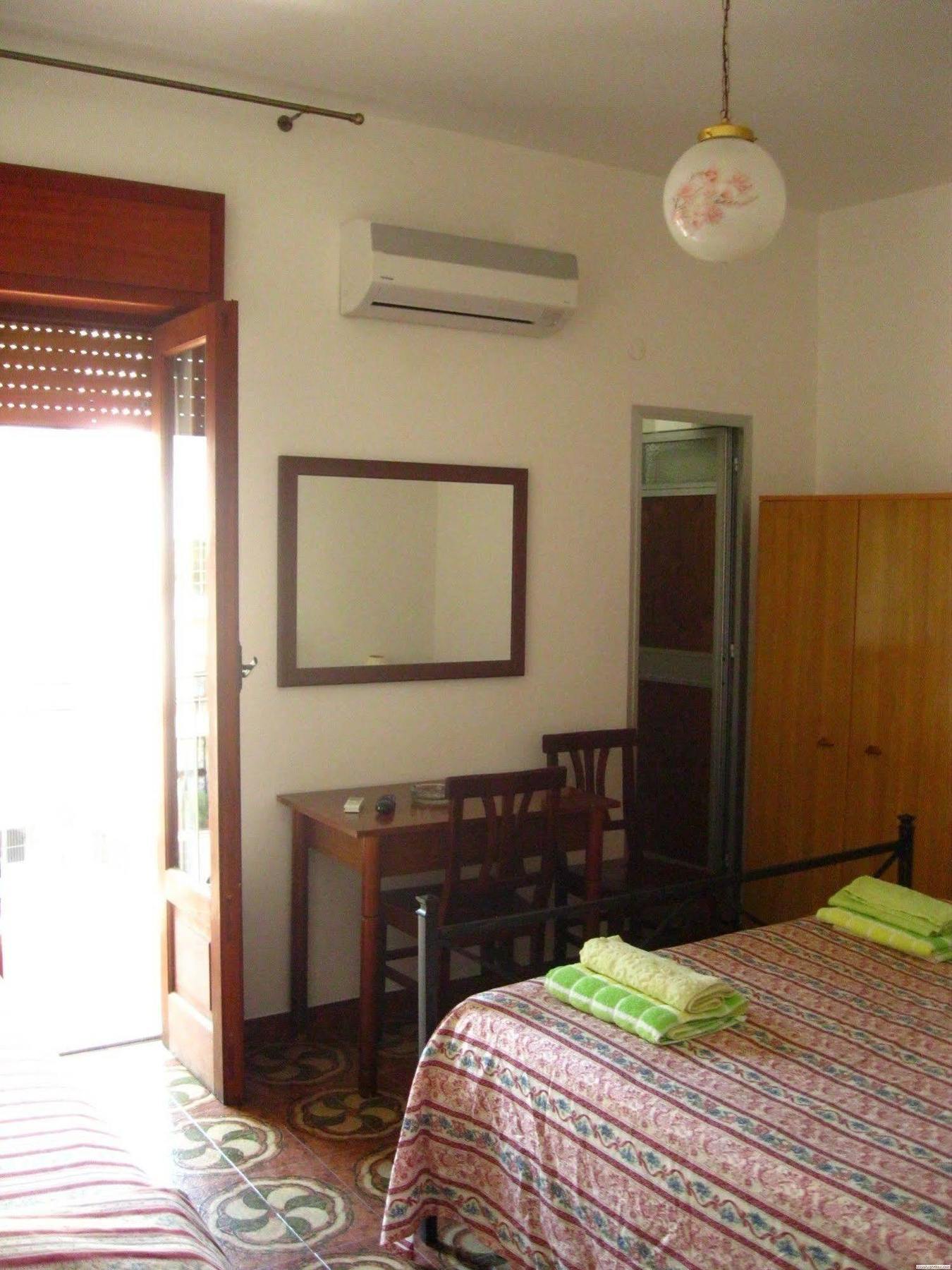 Hotel California Milazzo Luaran gambar