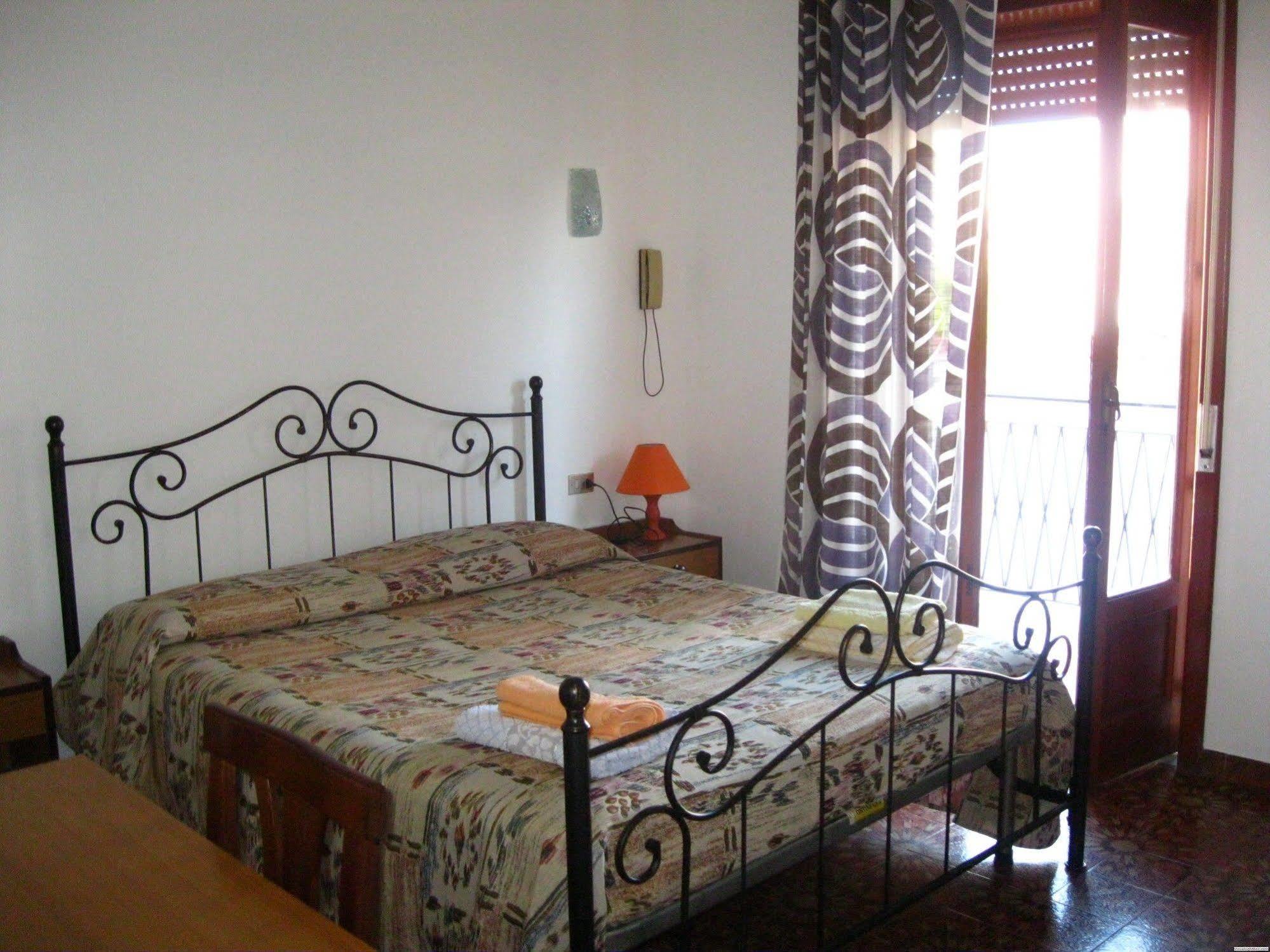 Hotel California Milazzo Luaran gambar
